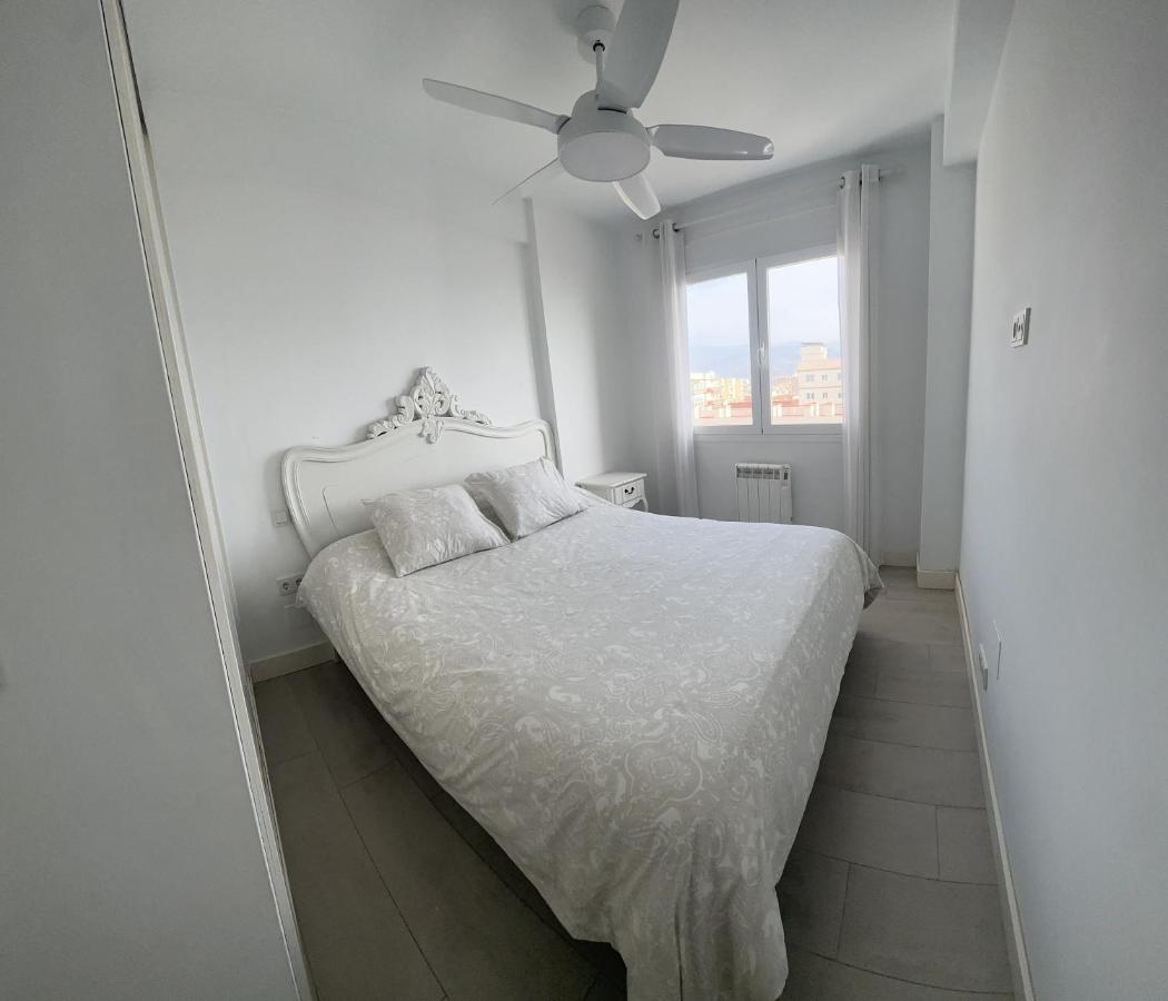 Piso A 50 M Del Mar - Mejores Vistas De Torre Del Mar Exterior foto